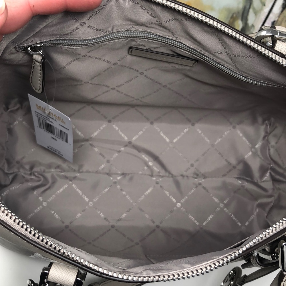 NWT Michael Kors Large Ciara satchel - Picture 5 of 7